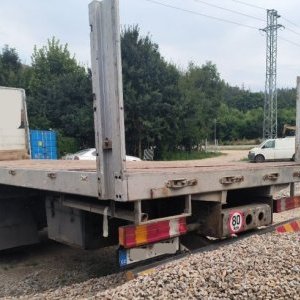 foto Eur4 MB valník 8.5m +HR jeřáb 16tm/12m Mercedes Axor 1824