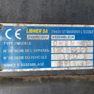 foto 9,85m/Eur6 MB skříň se zvedací plošinou