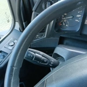 foto 9,85m/Eur6 MB skříň se zvedací plošinou