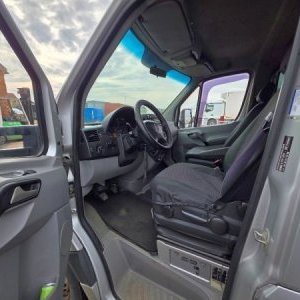 foto 3.5t/8.75t na10.6m/4.75t podval ŘP-B souprava MB Sprinter tahač 6míst odtah přepravník