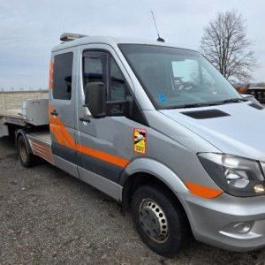 foto 3.5t/8.75t na10.6m podval ŘP-B souprava MB Sprinter tahač 6míst odtah přepravník