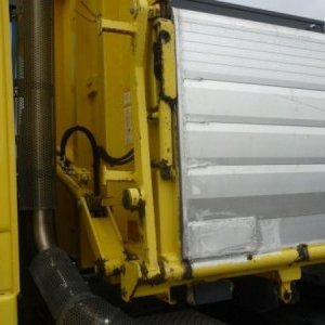 foto 6x4 sklápěč MB Eur5 + ruka Palfinger 22tm / dosah 13m