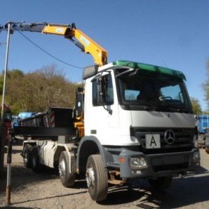 foto MB 8x4 hák+HR(2020) Effer Mercedes 32t kontejner s jeřábem