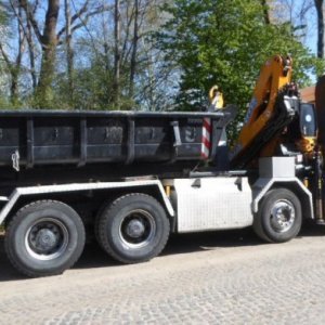 foto MB 8x4 hák+HR(2020) Effer Mercedes 32t kontejner s jeřábem