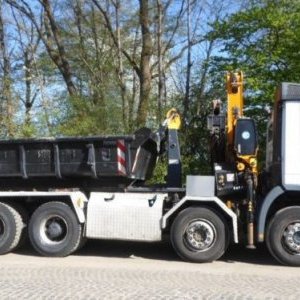 foto MB 8x4 hák+HR(2020) Effer Mercedes 32t kontejner s jeřábem