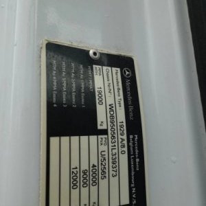 foto 4x4 Eur5 MB kontejner MÁLO JETÝ