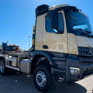 foto 6x6 kontejner Eur6 ZÁNOVNÍ MB Arocs