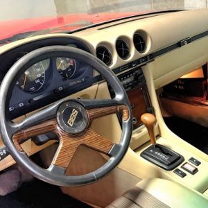 foto kupé po renovaci MB SLC280 automat 6V 2.8 benzin Mercedes veterán