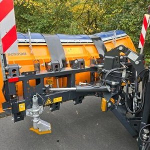 foto Unimog 405 U423 sypač Schmidt