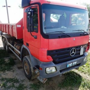 foto 6x6 hák MB 3336 Actros Mercedes kontejner